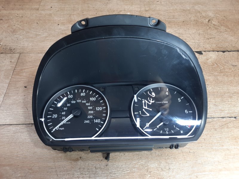 Панель приборов BMW 1-series e87 2008 N43B16 хетчбэк 5дв. - изображение 1