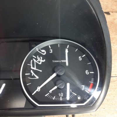 Панель приборов BMW 1-series e87 2008 N43B16 хетчбэк 5дв. - изображение 3
