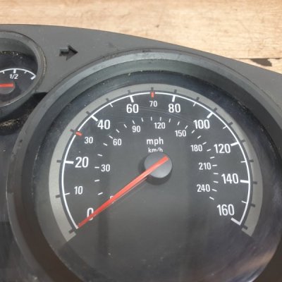 Панель приборов Opel Zafira B 2007 минивен Z16XE1 1.6 - изображение 10