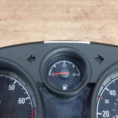 Панель приборов Opel Zafira B 2007 Z16XE1 1.6 минивен - изображение 4