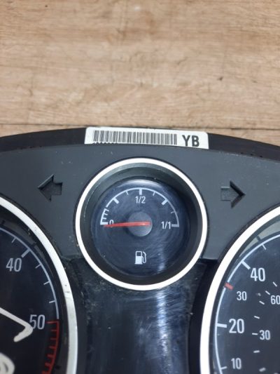 Панель приборов Opel Zafira B 2010 Z17DTJ 1.7 минивен