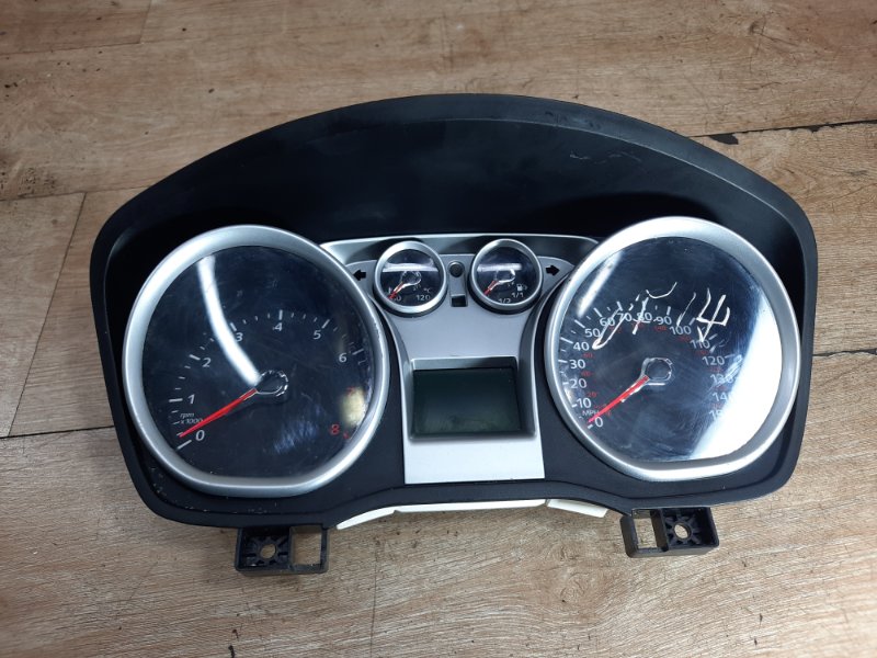 Панель приборов Ford Focus 2 2008 хетчбэк 5дв. SHDA