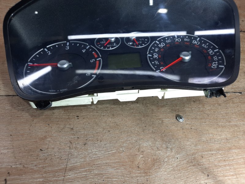 Панель приборов Ford Fiesta 5 2004 HHJA 5дв хечбек - изображение 7