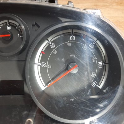Панель приборов Opel Corsa D 2008 хетчбэк 3дв. Z10XEP 1.0 - изображение 7