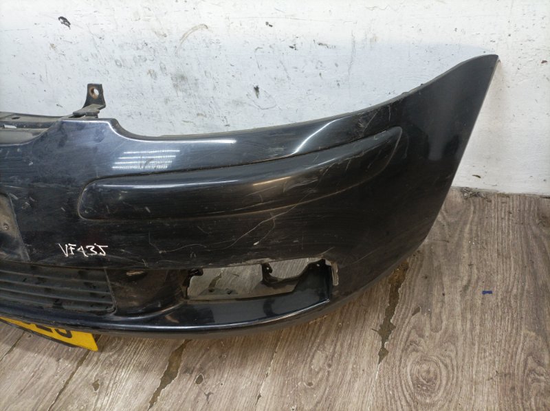 Бампер Volkswagen Golf 5 2007 хетчбэк 5дв. BLF Перед.