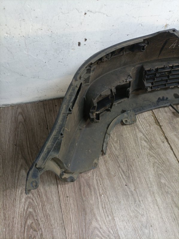 Бампер Volkswagen Golf 5 2007 хетчбэк 5дв. BLF Перед.