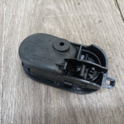 Ручка двери внутренняя Ford Fiesta 5 2007 хетчбэк 3дв. FUJA/FUJB Перед. Лев. - изображение 3