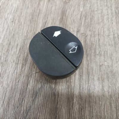 Кнопка стеклоподъемника Ford Fiesta 5 2007 хетчбэк 3дв. FUJA/FUJB Перед. Лев. - изображение 2