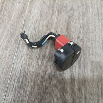 Кнопка стеклоподъемника Ford Fiesta 5 2007 хетчбэк 3дв. FUJA/FUJB Перед. Лев. - изображение 5