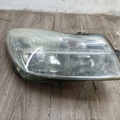 Фара Opel Insignia 2012 хетчбэк 5дв. A18XER 1.8 Перед. Прав. - изображение 1