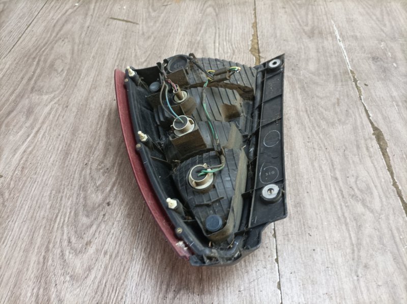 Фонарь Subaru Forester 2004 EJ202 джип внедорожник 5дв., Задн., Лев. - изображение 6