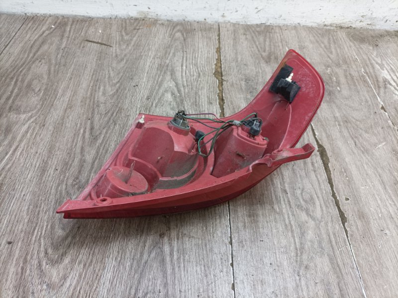 Фонарь Suzuki Swift 2006 M16A хетчбэк 3дв., Задн., Прав. - изображение 7