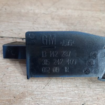 Накладка на крыло Opel Zafira B 2007 Z18XER минивен, Задн., Прав. - изображение 3