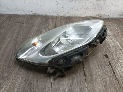 Фара Renault Clio 2010 D4F740 хетчбэк 3дв., Перед., Прав.