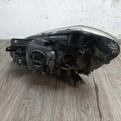 Фара Renault Clio 2010 D4F740 хетчбэк 3дв., Перед., Прав. - изображение 10