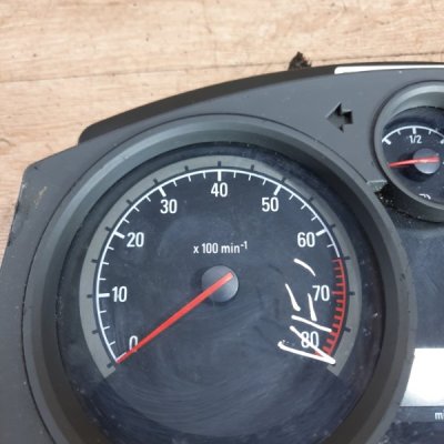 Панель приборов Opel Astra H 2006 хетчбэк 5дв. Z16XEP 1.6 - изображение 11