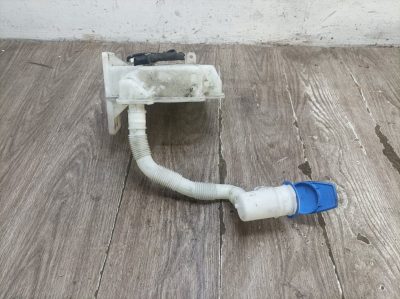 Бачок омывателя Volkswagen Golf 5 2007 BLF хетчбэк 5дв.