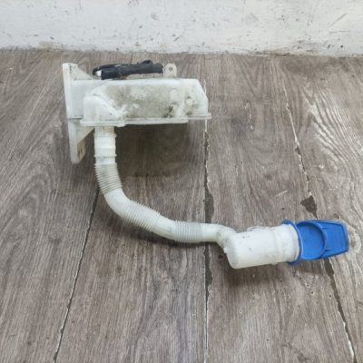 Бачок омывателя Volkswagen Golf 5 2007 BLF хетчбэк 5дв. - изображение 7