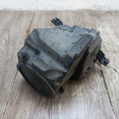 Корпус воздушного фильтра Ford Focus 2 2008 хетчбэк 5дв. SHDA - изображение 2