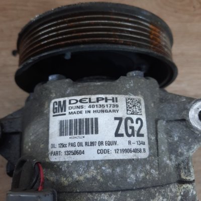 Компрессор кондиционера Opel Astra J 2010 хетчбэк 5дв. A16XER 1.6 - изображение 4