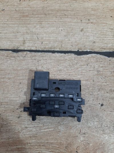 Датчик угла поворота руля Volkswagen Golf 5 2007 BLF хетчбэк 5дв.