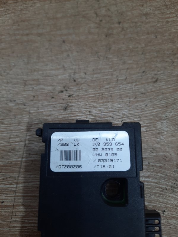Датчик угла поворота руля Volkswagen Golf 5 2007 BLF хетчбэк 5дв. - изображение 4