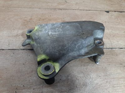 Кронштейн двигателя Peugeot 207 2007 KFU(ET3J4) хетчбэк-5ти дв., Прав.