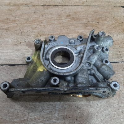 Масляный насос Ford Fiesta 5 2007 FXJB 5дв хечбек