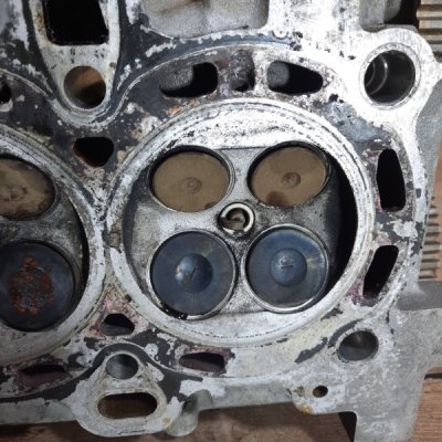 Головка блока цилиндров Ford Fiesta 5 2007 5дв хечбек FXJB - изображение 5