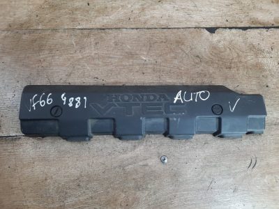 Декоративная крышка двигателя Honda Civic 2003 D16V1 Хетчбэк 5-ти дв.