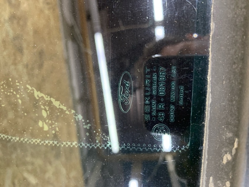 Форточка двери Ford Mondeo 2001 CJBA седан 4дв., Задн., Прав. - изображение 2