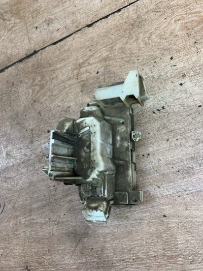 Замок двери Ford Mondeo 2001 CJBA седан 4дв., Задн., Лев.