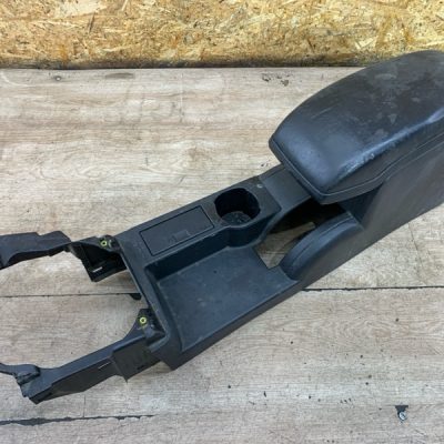 Подлокотник Ford Mondeo 2001 CJBA седан 4дв., Перед.