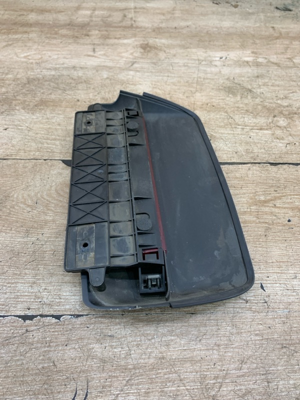 Стоп-сигнал крышки багажника Ford Mondeo 2001 CJBA седан 4дв., Задн. - изображение 3