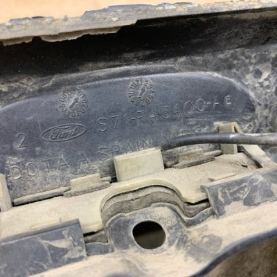 Накладка на крышку багажника Ford Mondeo 2001 седан 4дв. CJBA - изображение 7