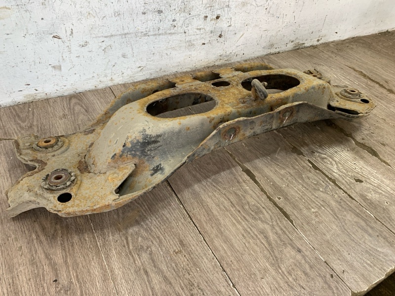 Задняя балка Ford Mondeo 2001 CJBA седан 4дв., Задн. - изображение 1