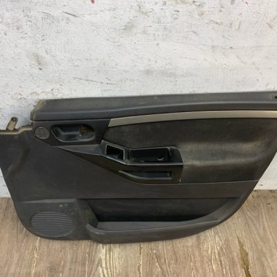 Обшивка двери Opel Meriva A 2005 Z16XE 1.6 минивен, Перед., Прав. - изображение 2
