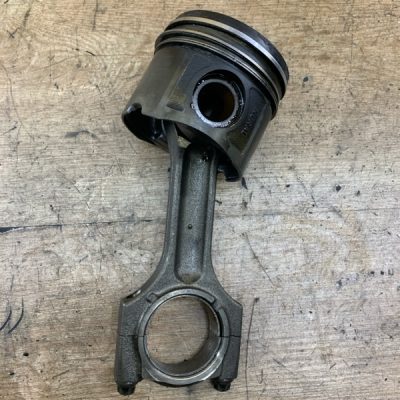 Поршень BMW 3 series E46 2001 M47D20(204D4)