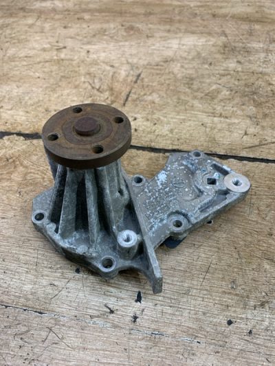 Помпа Ford Fiesta 5 2008 FUJA