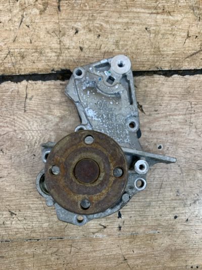 Помпа Ford Fiesta 5 2008 FUJA