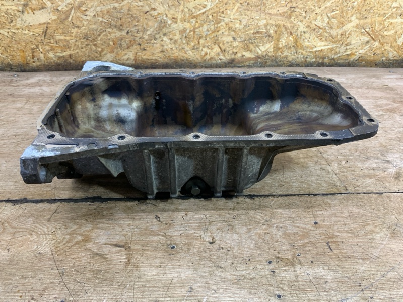 Масляный поддон ДВС Ford Fiesta 5 2008 FUJA