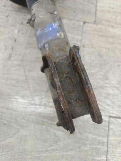 Стойка подвески Opel Tigra 1996 X14XE 1.4 купе, Перед., Лев.