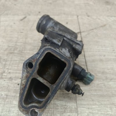 Корпус термостата Opel Tigra A 1996 купе X14XE 1.4 - изображение 6