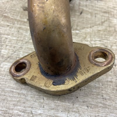 Патрубок EGR Volkswagen Golf 5 2005 хетчбэк 5дв. BXE - изображение 2