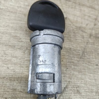 Личинка замка Opel Tigra A 1996 купе X14XE 1.4 - изображение 9