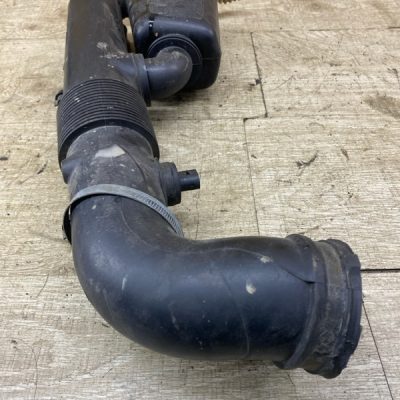 Патрубок воздушного фильтра Opel Astra G 2003 Z16XE 1.6 хетчбэк 5дв.