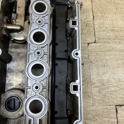 Крышка клапанов Opel Astra H Z18XER - изображение 2