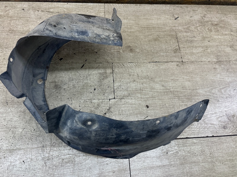 Подкрылок Opel Corsa C 2004 Перед. Прав.
