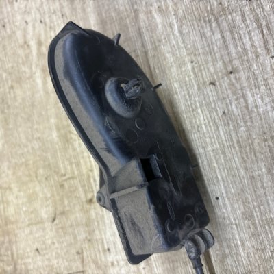 Замок двери Ford Focus 1 2004 хетчбэк 5дв. FXDA Задн. Прав. - изображение 3
