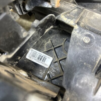 Замок двери Ford Focus 2 2007 седан 4дв. HWDA Задн. Прав. - изображение 3